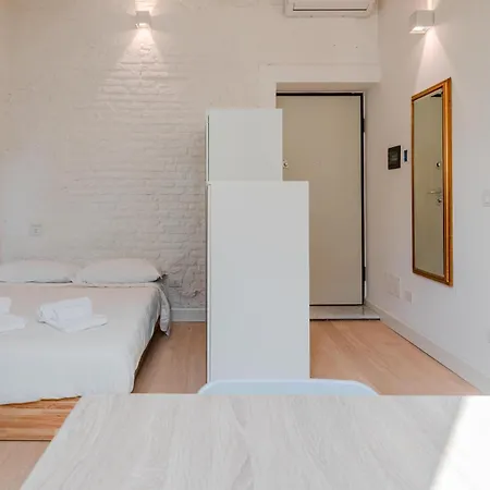 Beethoven & Vivaldi Apartment